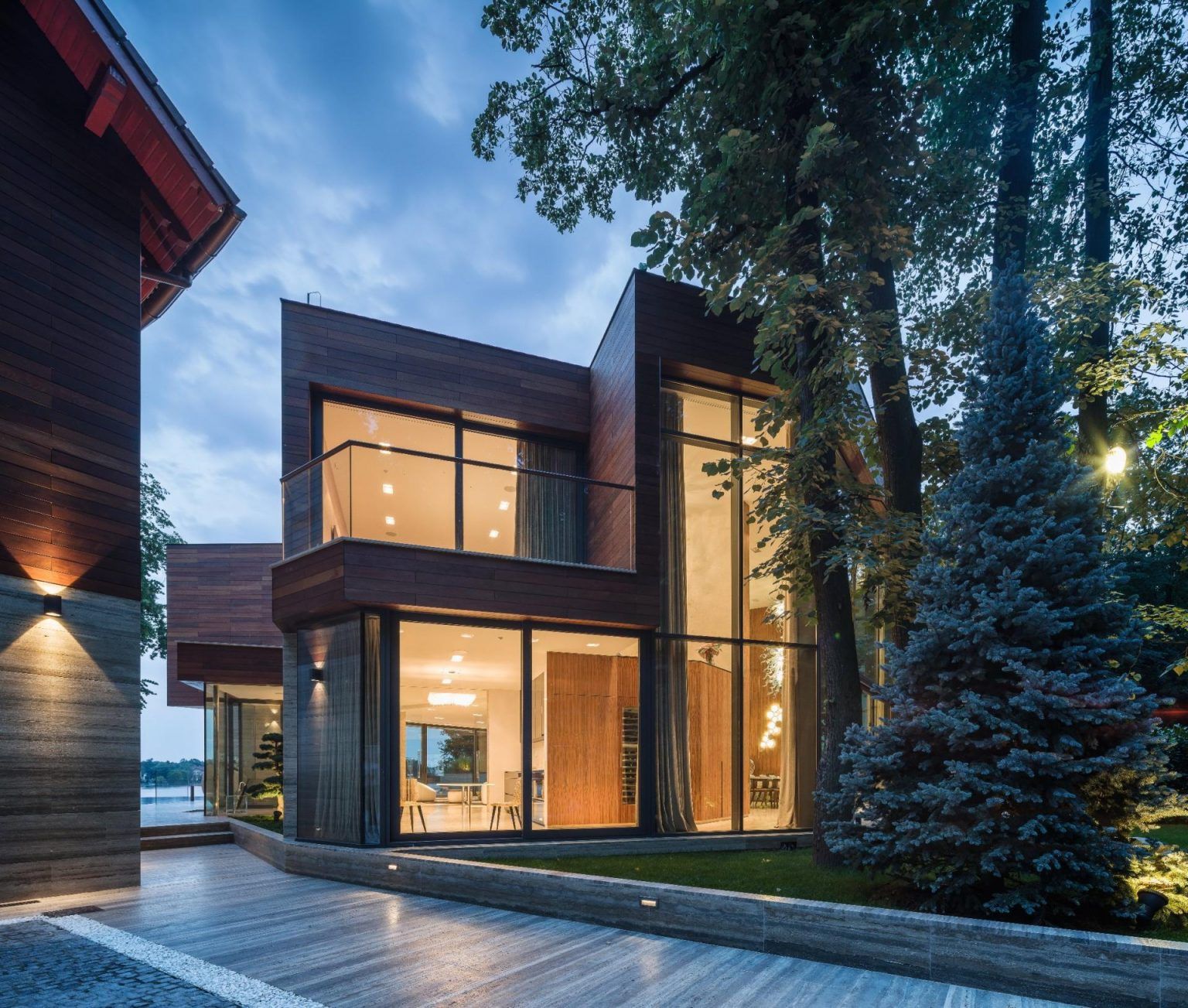 Snagov: The House by the Lake