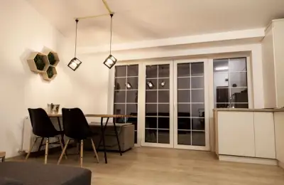 I LOFT Brasov: The Calm of an Attic in the City Center