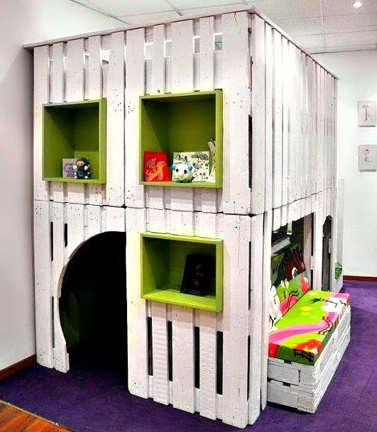 19 Furniture Pieces Made from Pallets