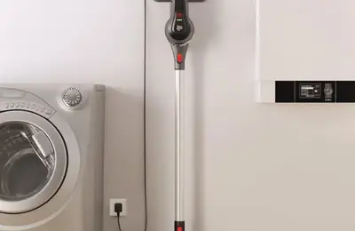 Sacless, Portable and Powerful: The New Dirt Devil Vacuum
