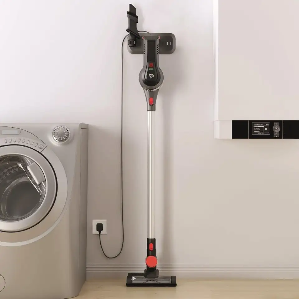 Sacless, Portable and Powerful: The New Dirt Devil Vacuum