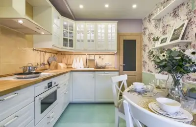 9 Square Meter Kitchen Designed in a Provençal Style