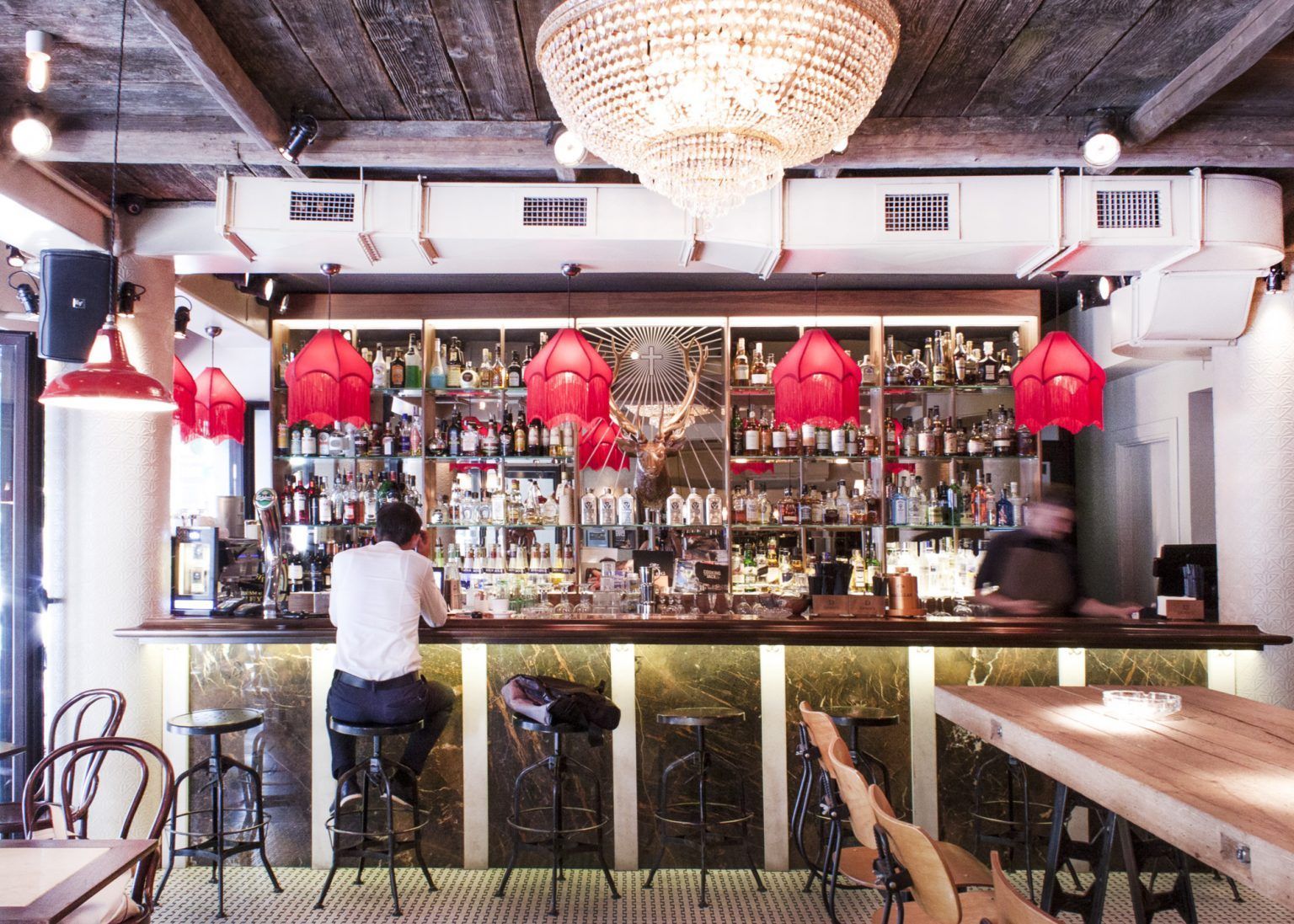 Golescu Salon: Eclectic Decor with Jazz for a Gastro-Cocktail Bar in Bucharest's Center