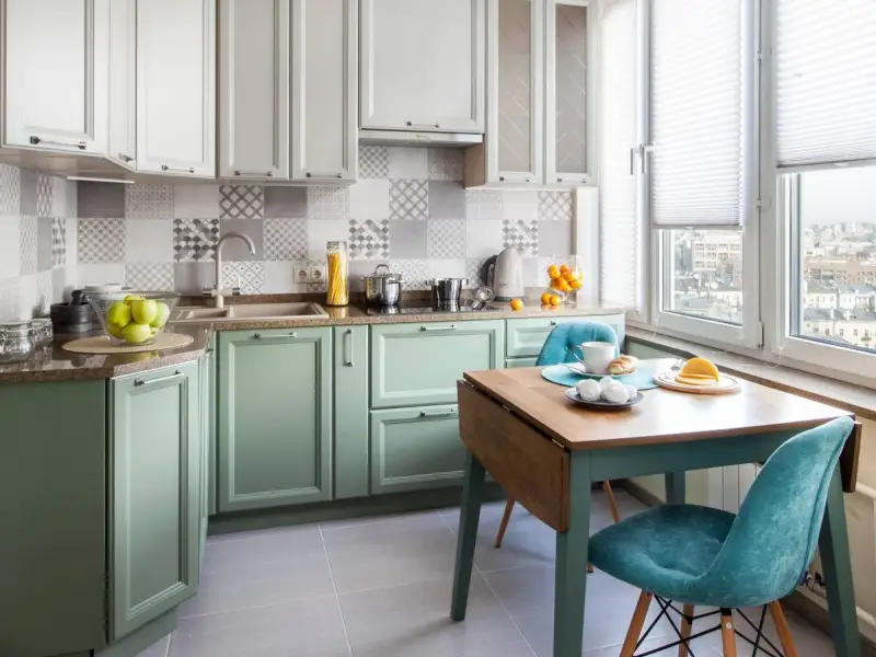 Un apartament de 2 camere cu accente turcoaz