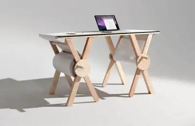 The Memory Office, an Intelligent Piece of Furniture