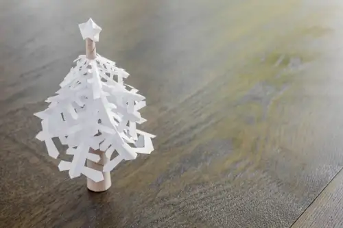 Top 15 idei de brăduți DIY ce pot fi împodobiți în orice casă