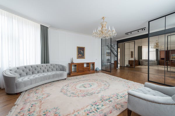 Top 10 Essential Rules for Designing a Spacious Space