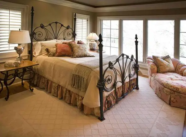 20 Classic Bedroom Designs