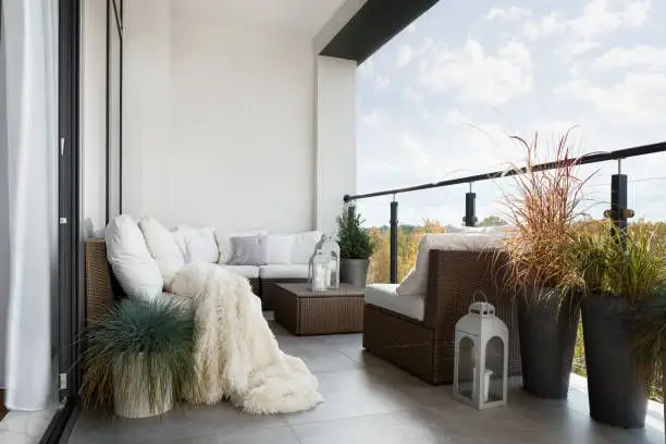 Amenajarea balconului sau terasei- cum alegeți mobilierul potrivit
