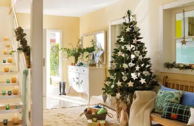 Christmas Decor for the Hallway: Impress Your Guests from the Entrance