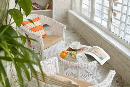 2 modele de amenajare pentru balcon