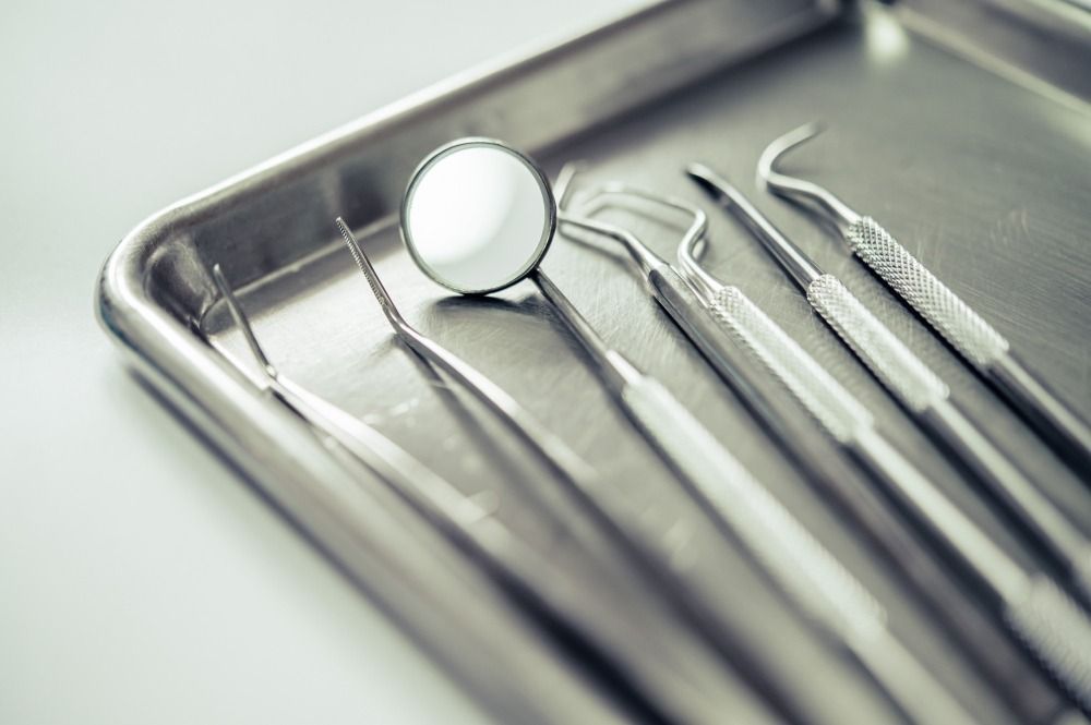 Essential Equipment for the Dentist's Cabinet