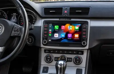 Cum modernizezi multimedia unui Passat B6 păstrând un aspect apropiat de echiparea din fabrică