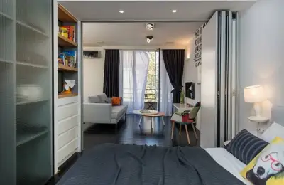 Modern Apartment: Intelligent Transformation with Folding Walls
