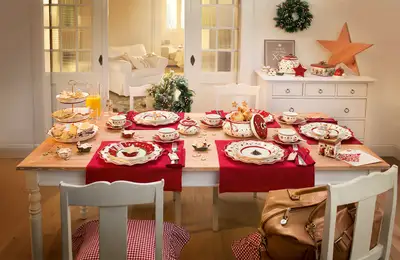 16 Ideas for Setting Your Christmas or New Year's Eve Table