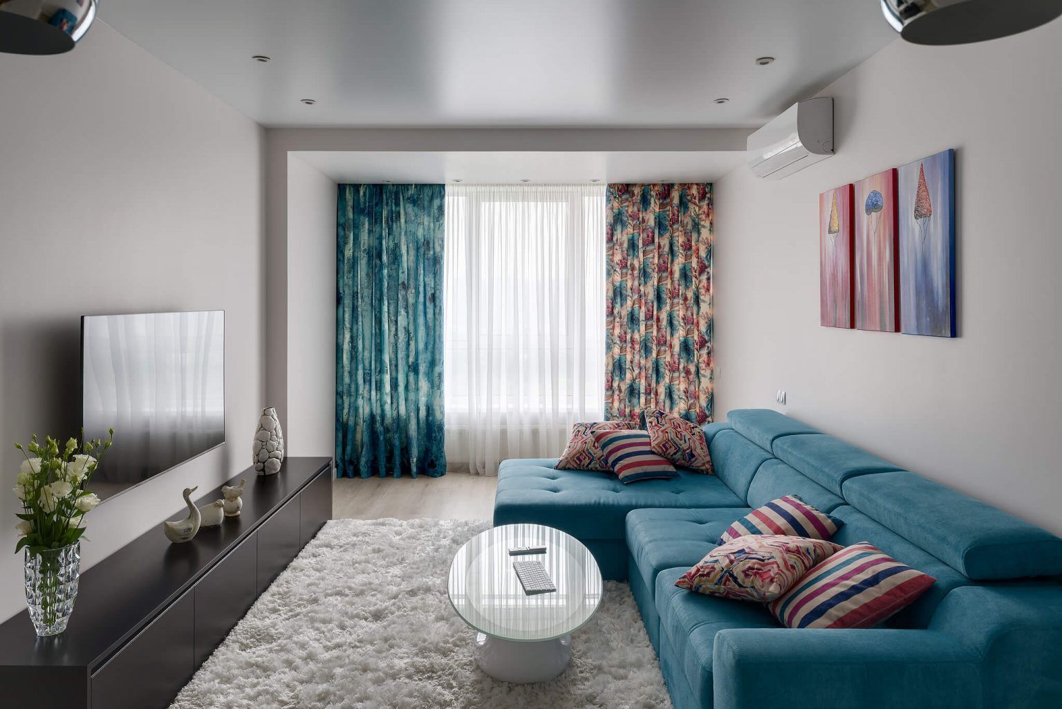 7 Tips for a Small Living Room