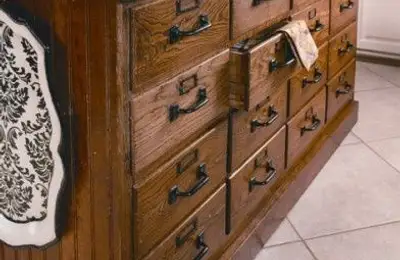 Furniture Restoration: An Efficient Alternative to a New Furnishing