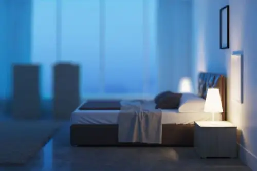 Iluminatul ambiental: Cheia unei atmosfere relaxante în dormitor