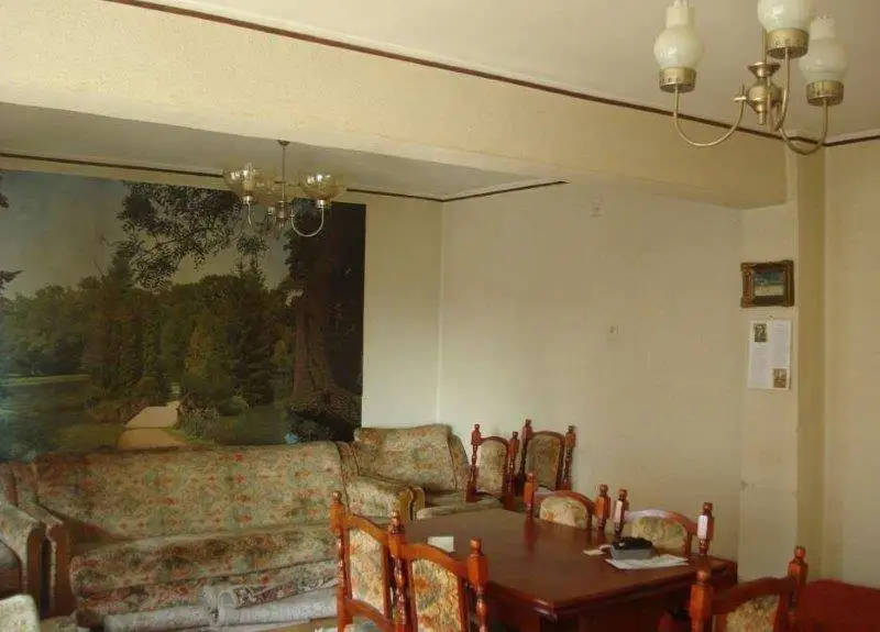 How Not to Design Your Living Room in an Apartment