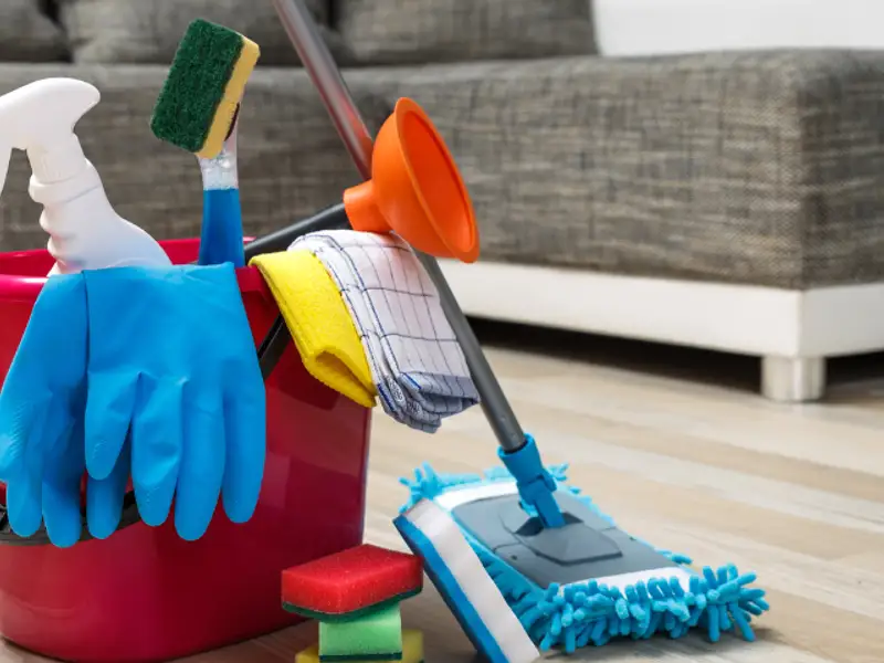 Curățenia de întreținere în locuință: obiceiuri simple care te ajută să păstrezi casa curată tot anul
