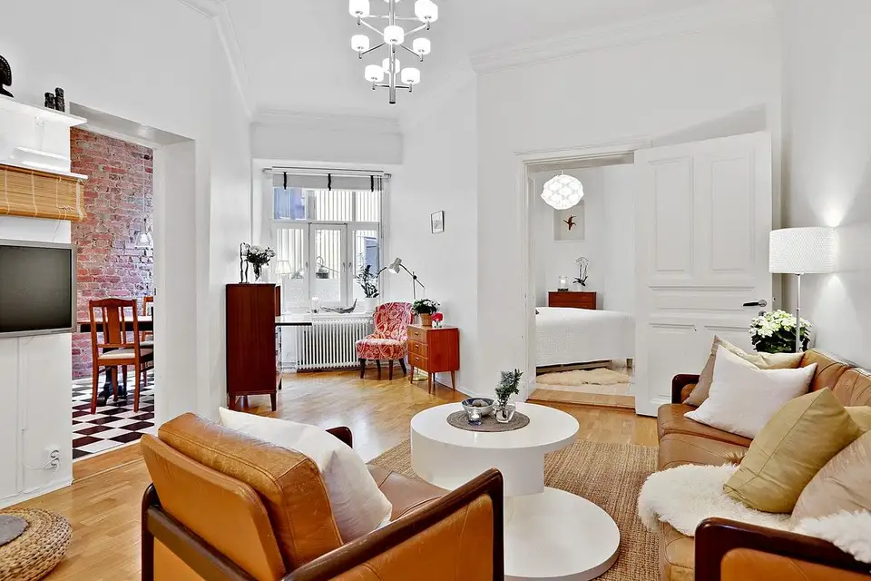 A Wonderful Apartment in Warm Tones