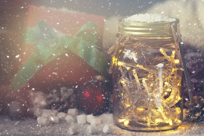 DIY: 15 Easy Handmade Christmas Decorations You Can Make at Home