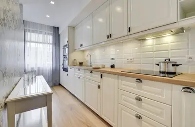 Bright and Modern Design: Balancing Functionality and Aesthetics in a Two-Bedroom Apartment