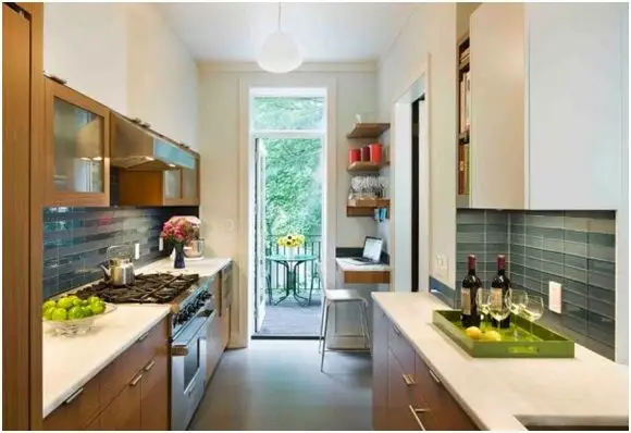 A Multifunctional Office in Your Kitchen
