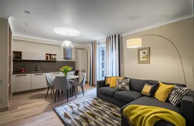 Comfortable Decor in a 3-Bedroom Apartment