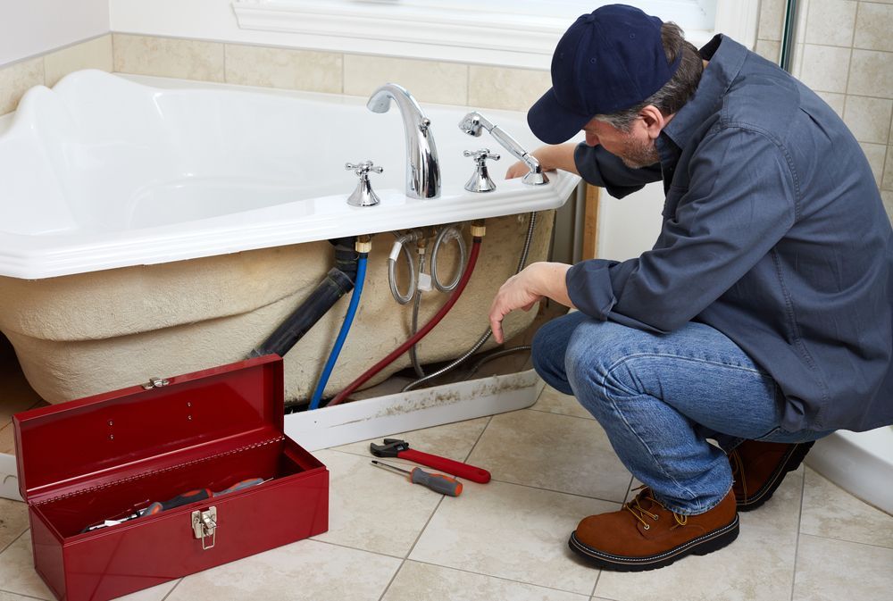 How to Properly Install a Bathtub: 6 Easy Steps