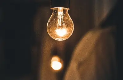 Choosing Interior Lighting to Enhance Your Home: Tips on Light Types and How They Influence Atmosphere and Functionality