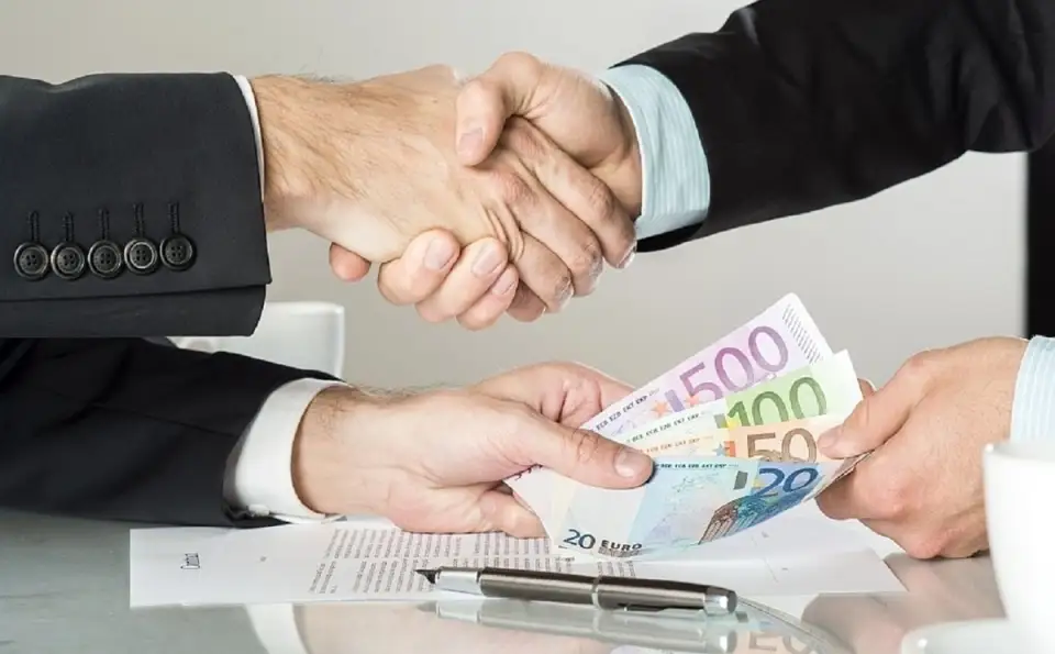 Consumer Bank Credit: What You Need to Know?