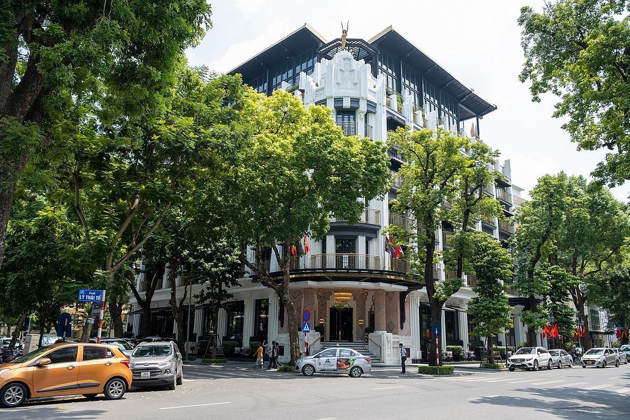 Bill Bensley: Un vizionar în lumea designului hotelier