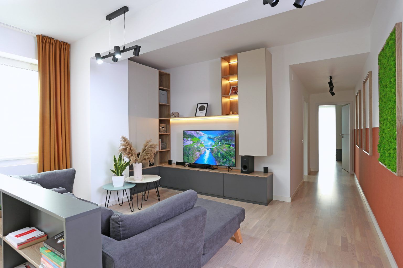 Neutral Tone Interior Design for a 4-Bedroom Apartment in Bucharest