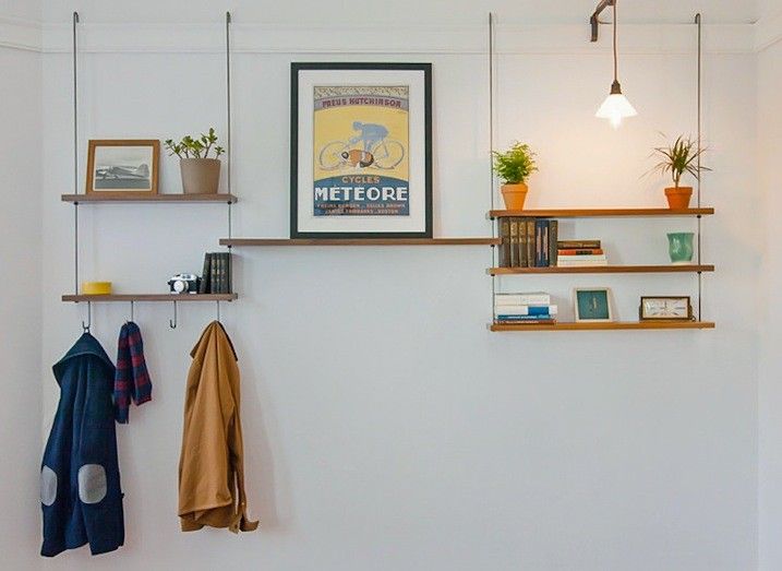 Suspended Shelves: Flexible Storage Solutions for Any Room