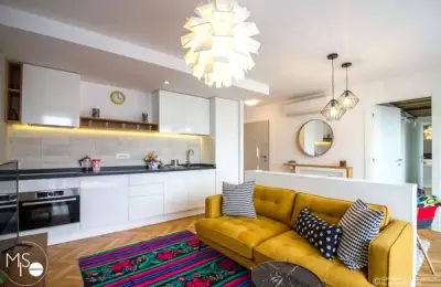 An Unconventional Design in a 60 sq m Bucharest Apartment