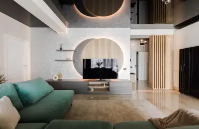 Glam Scandinavian-Inspired Design for a 3-Bedroom Apartment in Constanța