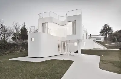 The White Omnipresent in an Incredible Building!