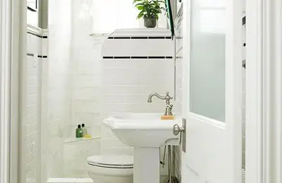Practical Design for a Small Bathroom