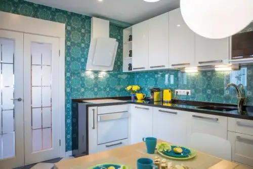 Amenajarea iesita din tipare a unui apartament de 4 camere