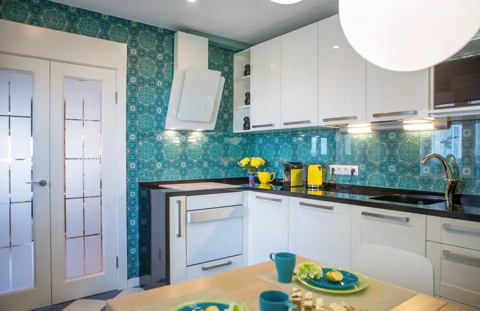 Unconventional Design for a 4-Bedroom Apartment in Bucharest