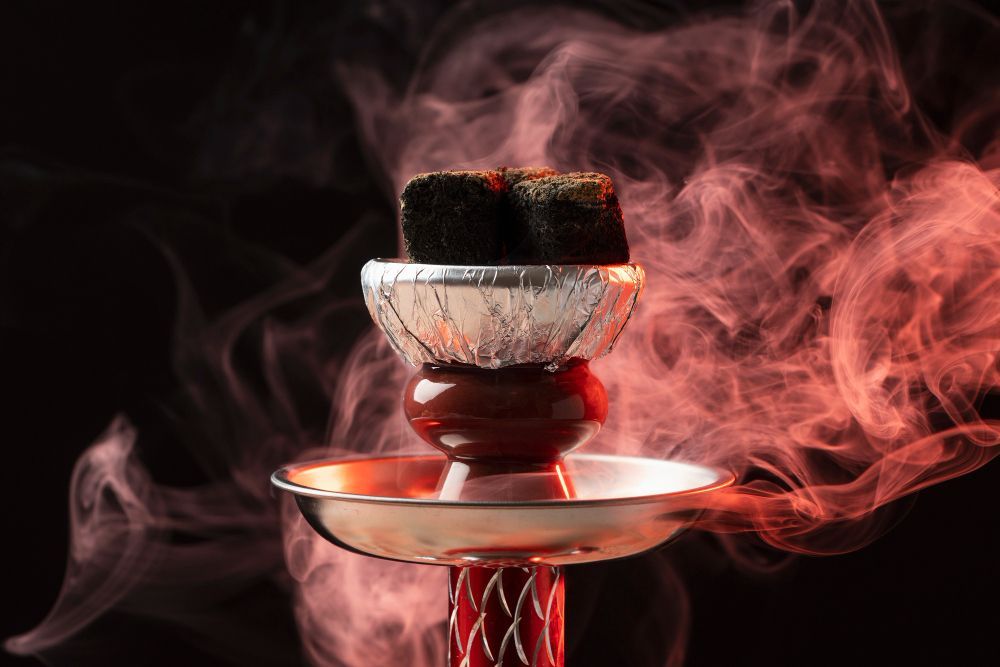 Ce înseamnă cărbuni de calitate superioară pentru shisha și cum îi recunoști
