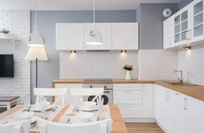 2-Bedroom Apartment with Provençal Influences