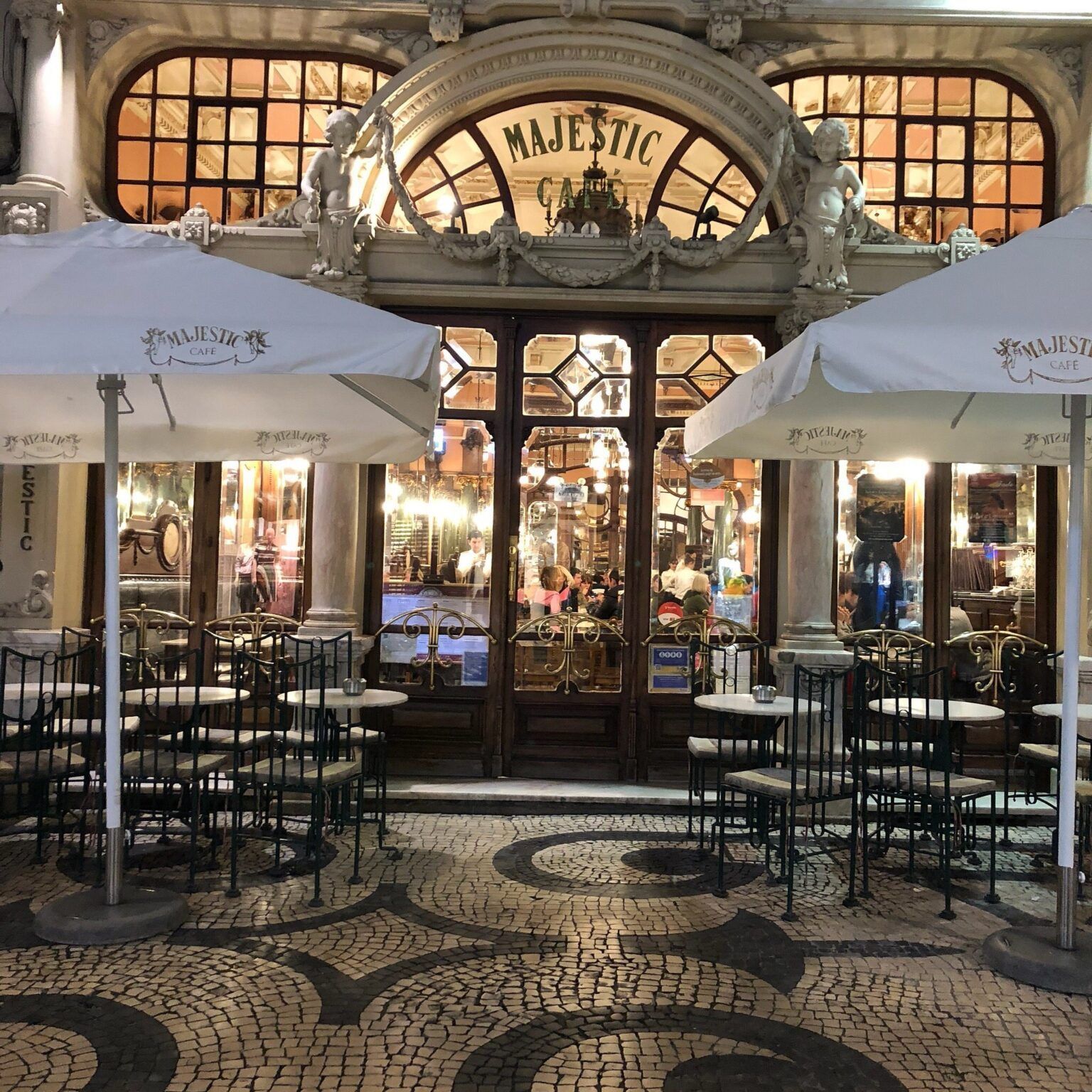 5 Cafenele din Europa care merită vizitate: O călătorie printre arome și istorie