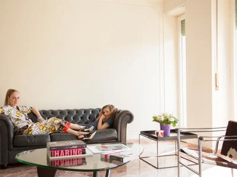 Simplitate, eleganta, unicitate in apartamentul unui superstar milanez