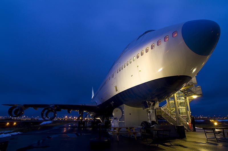 Hotelul Jumbo Stay din Suedia: O poveste fascinantă a arhitecturii aviatice