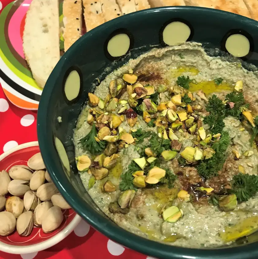 Mâncăm o versiune „săracă”? Cum se făcea adevăratul hummus în secolul al XIV-lea, Hummus Kassa