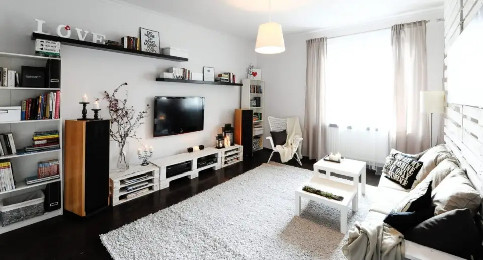 Proiect de reamenajare surprinzator pentru un apartament cu o camera