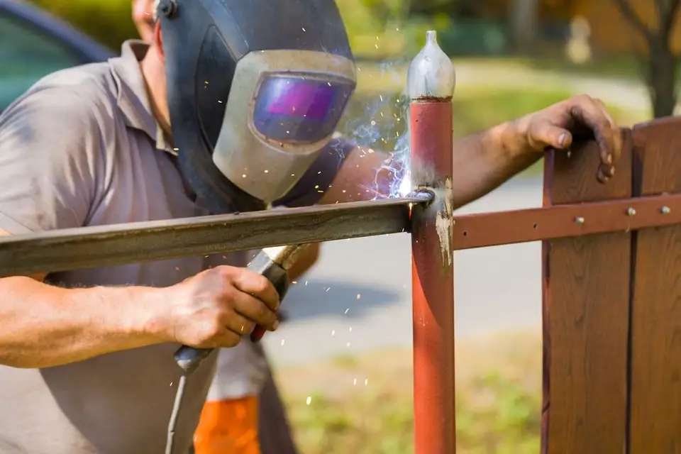 Household Work Doesn't Have to Be a Chore: 3 Hobbies with Benefits for Your Home and Garden
