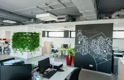 A Bucharest Office in a Color Mix that Sparks Imagination